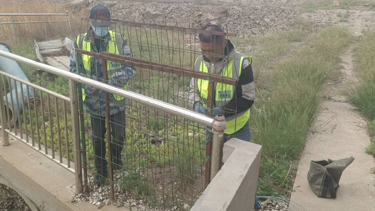 5.8服務(wù)中心泵站維修護(hù)欄