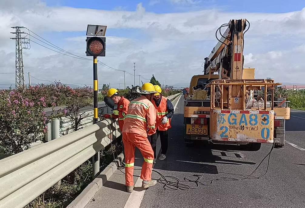 318028054b28e783ef09219d5dab842e